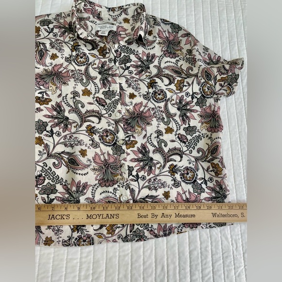 Rachel Zoe size medium, button-down, blouse, floral Paisley, print 100%Linen - Picture 5 of 5